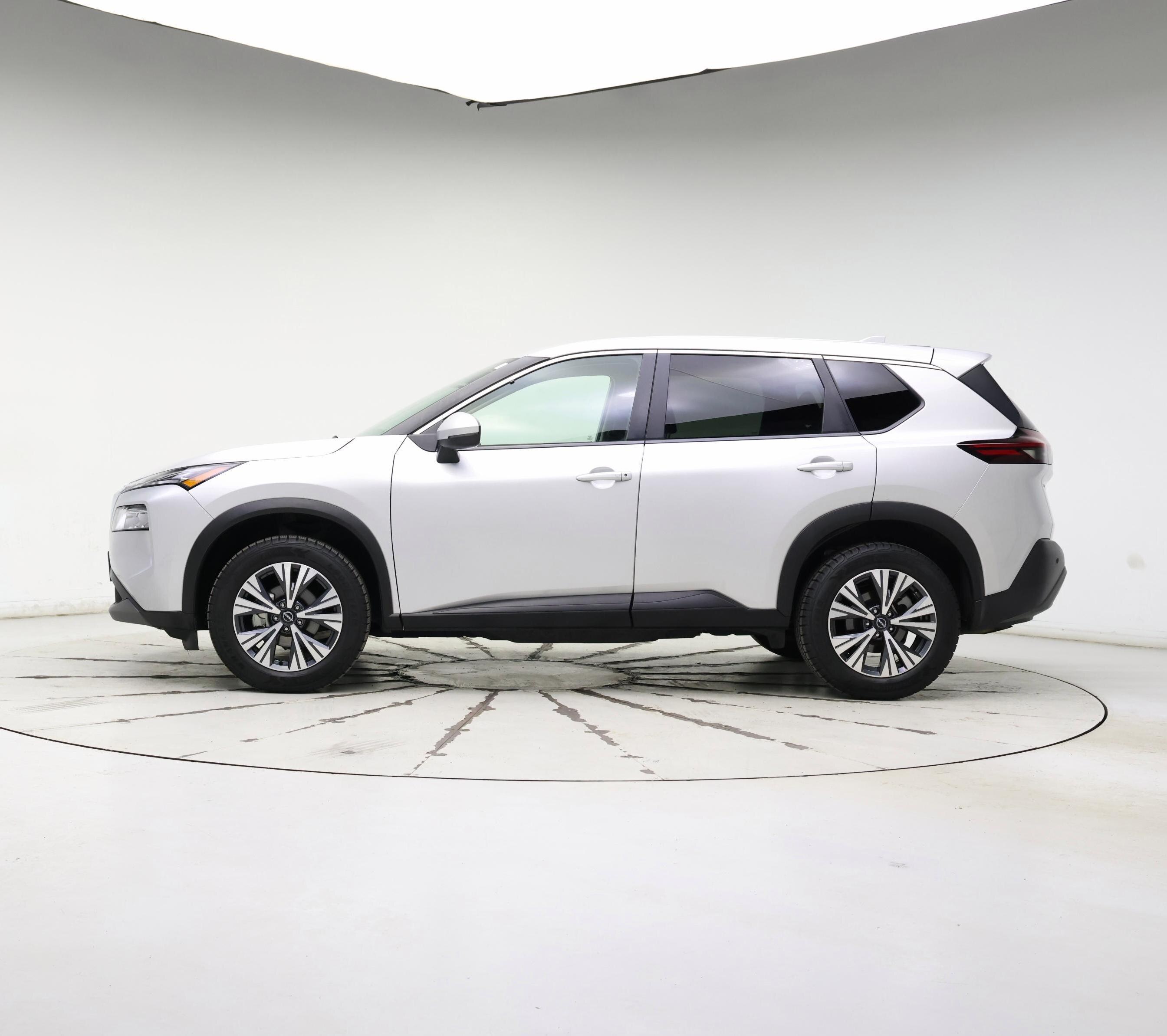 Thumbnail: 2022 Nissan Rogue - 3