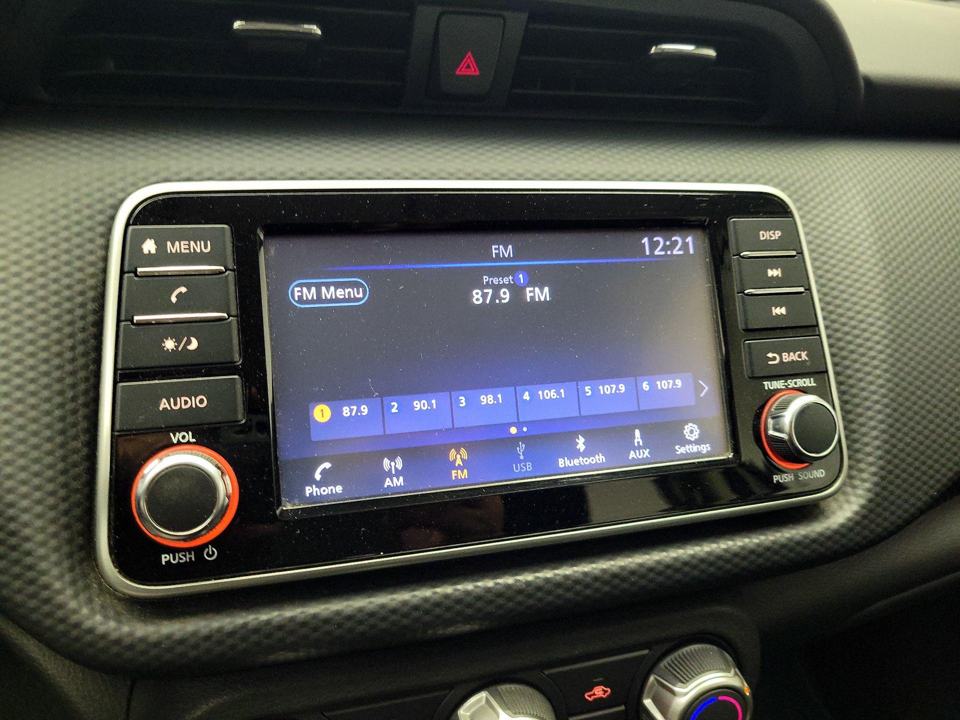 Thumbnail: 2023 Nissan Kicks - 15