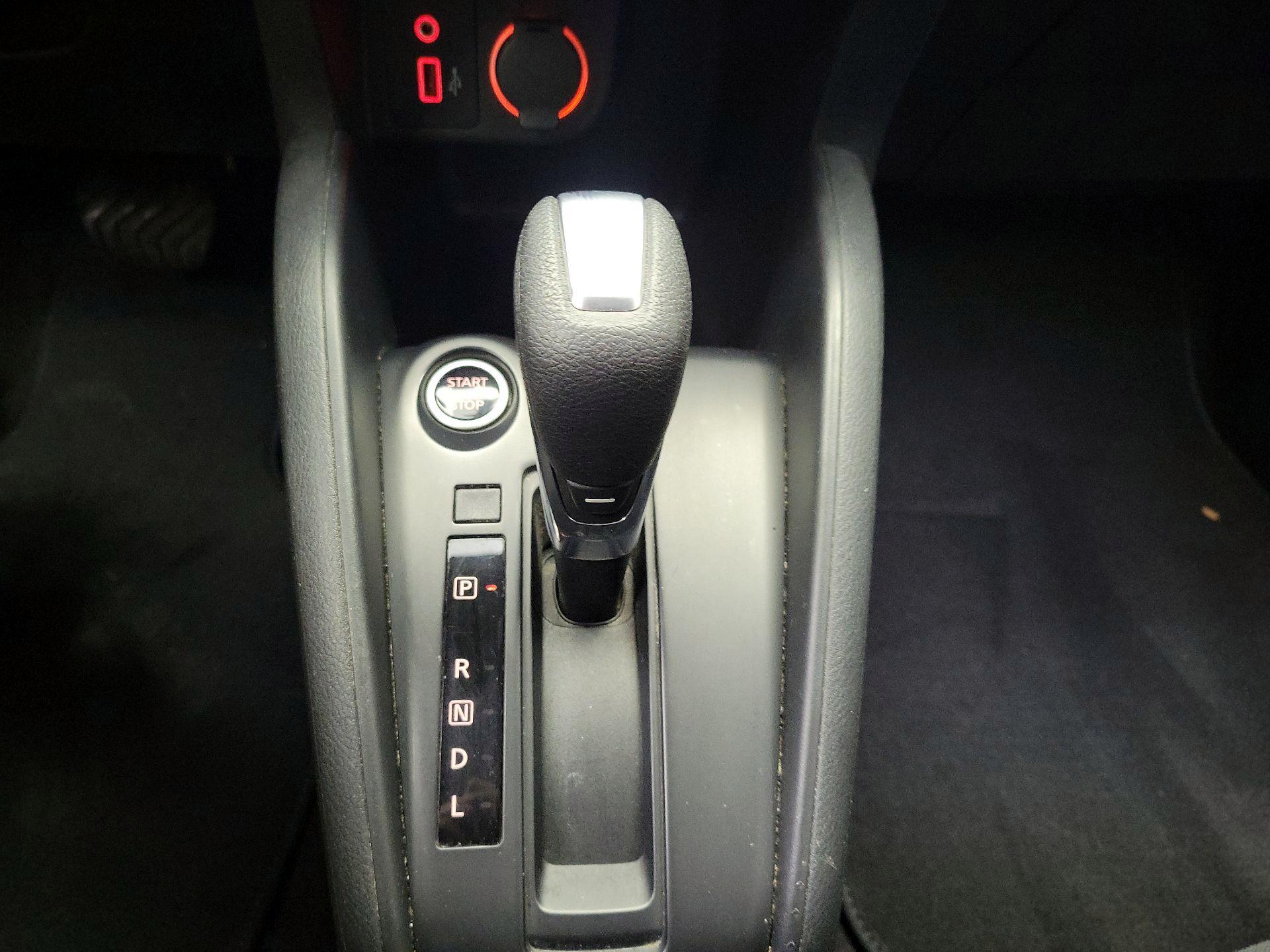 Thumbnail: 2023 Nissan Kicks - 17