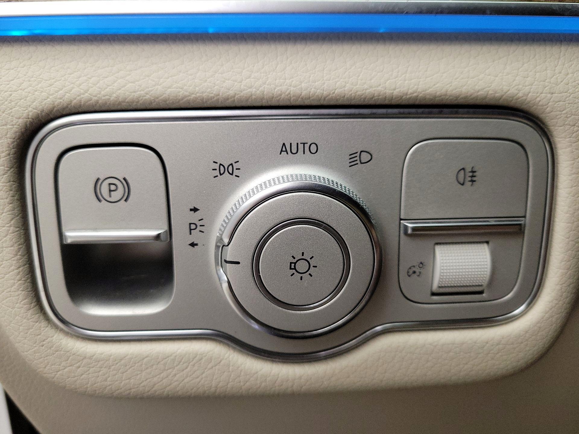 Thumbnail: 2023 Mercedes-Benz GLE - 13