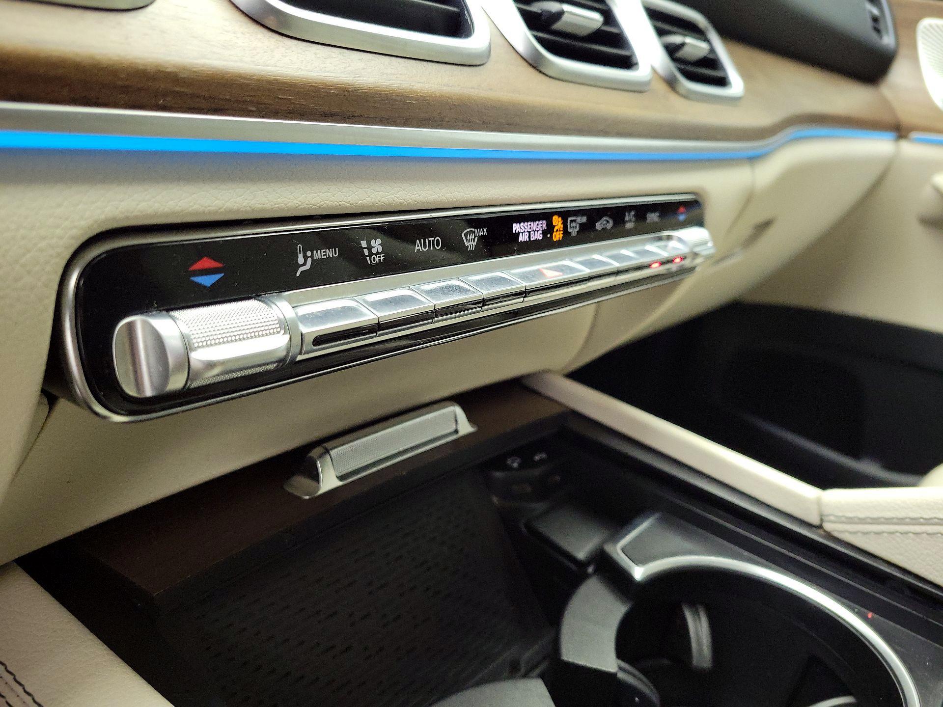 Thumbnail: 2023 Mercedes-Benz GLE - 17