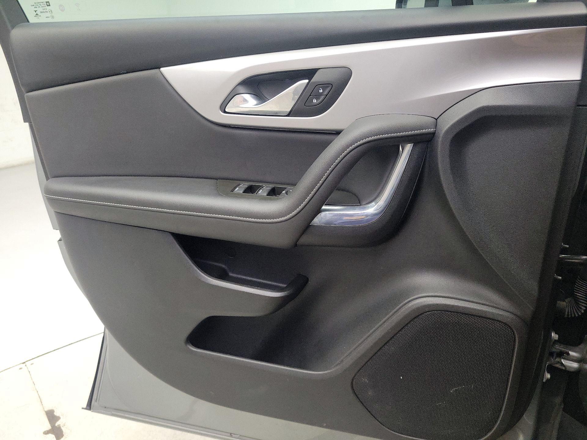 Thumbnail: 2023 Chevrolet Blazer - 12