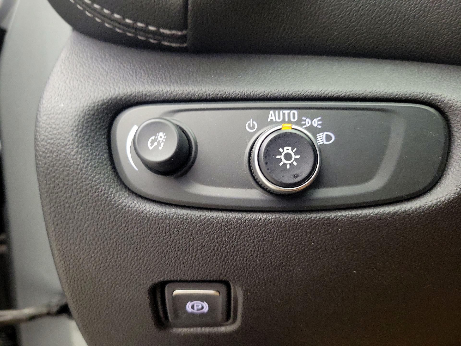 Thumbnail: 2023 Chevrolet Blazer - 13