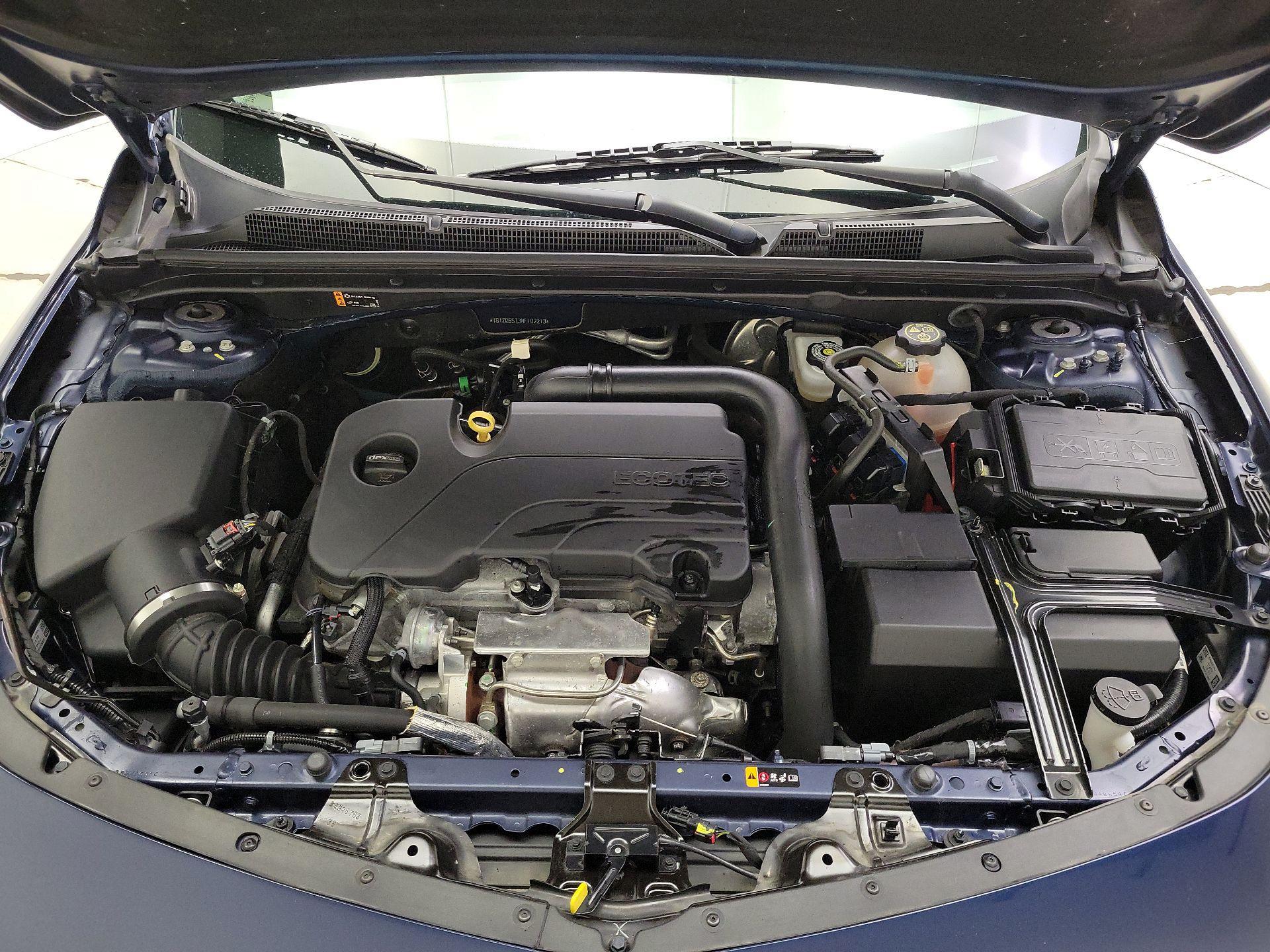 Thumbnail: 2022 Chevrolet Malibu - 20