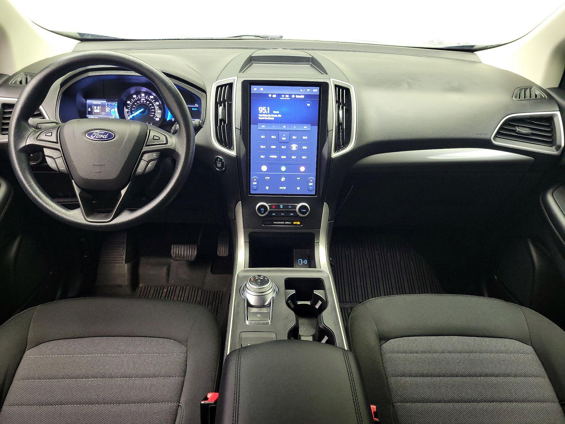 Thumbnail: 2022 Ford Edge - 9