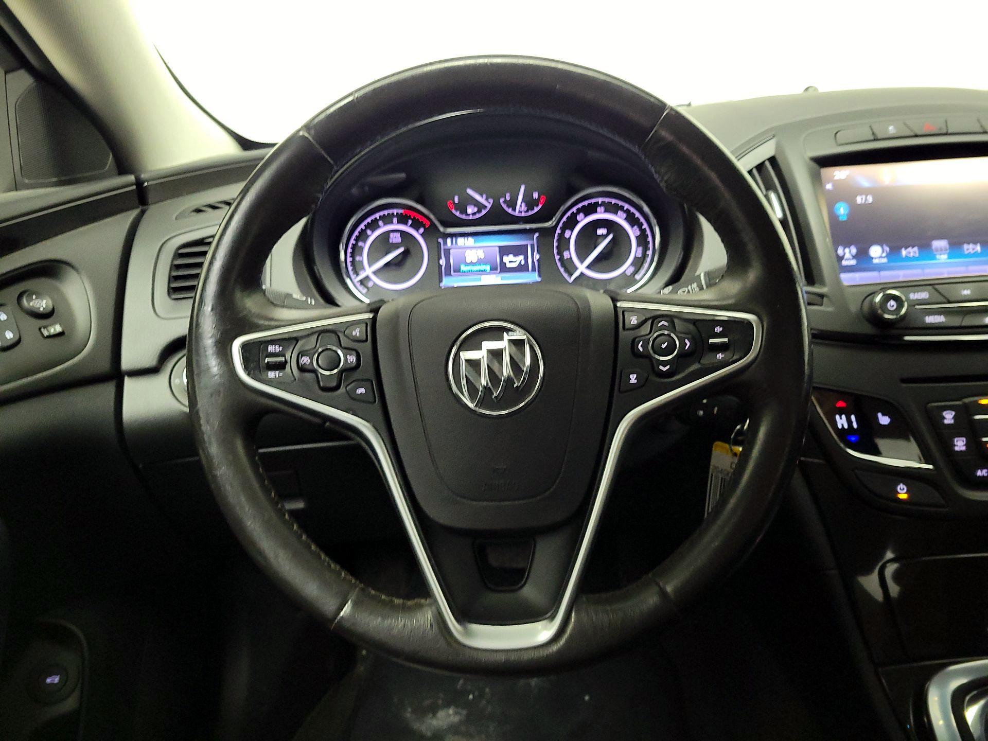 Thumbnail: 2016 Buick Regal - 10