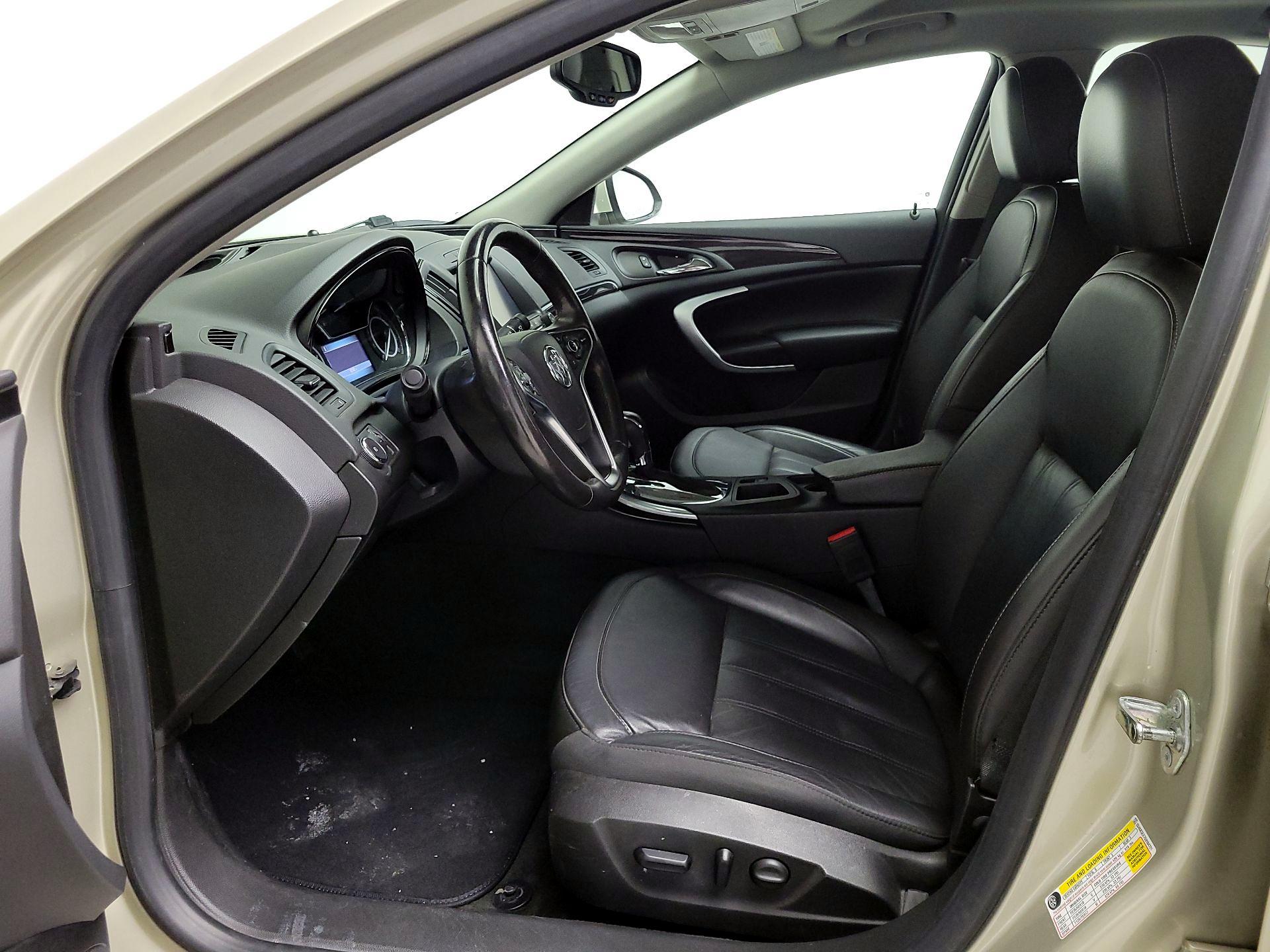 Thumbnail: 2016 Buick Regal - 11