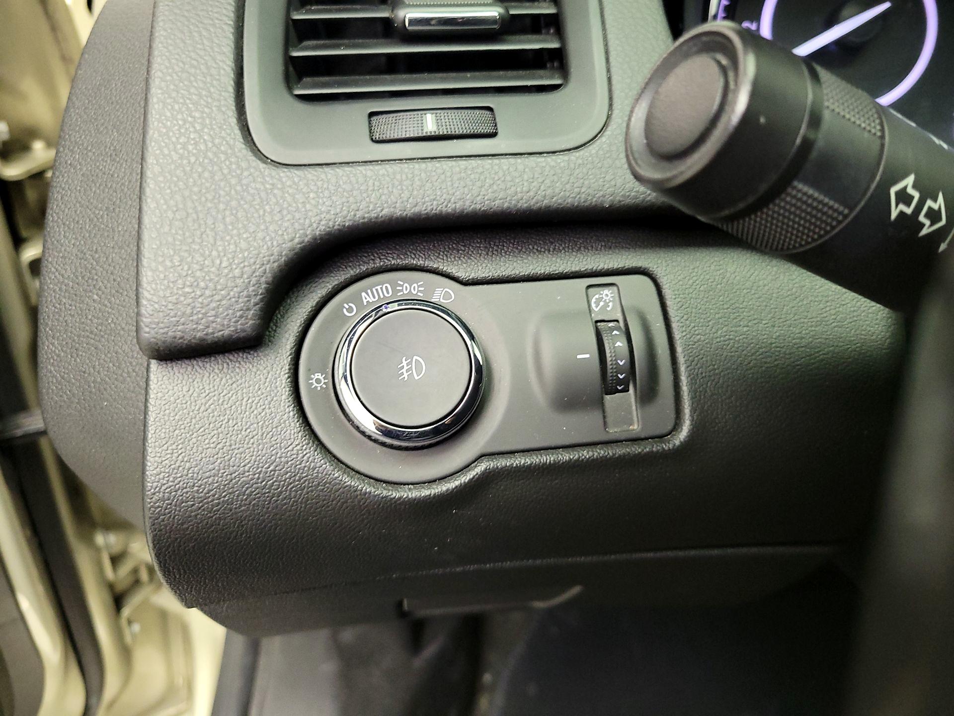 Thumbnail: 2016 Buick Regal - 13