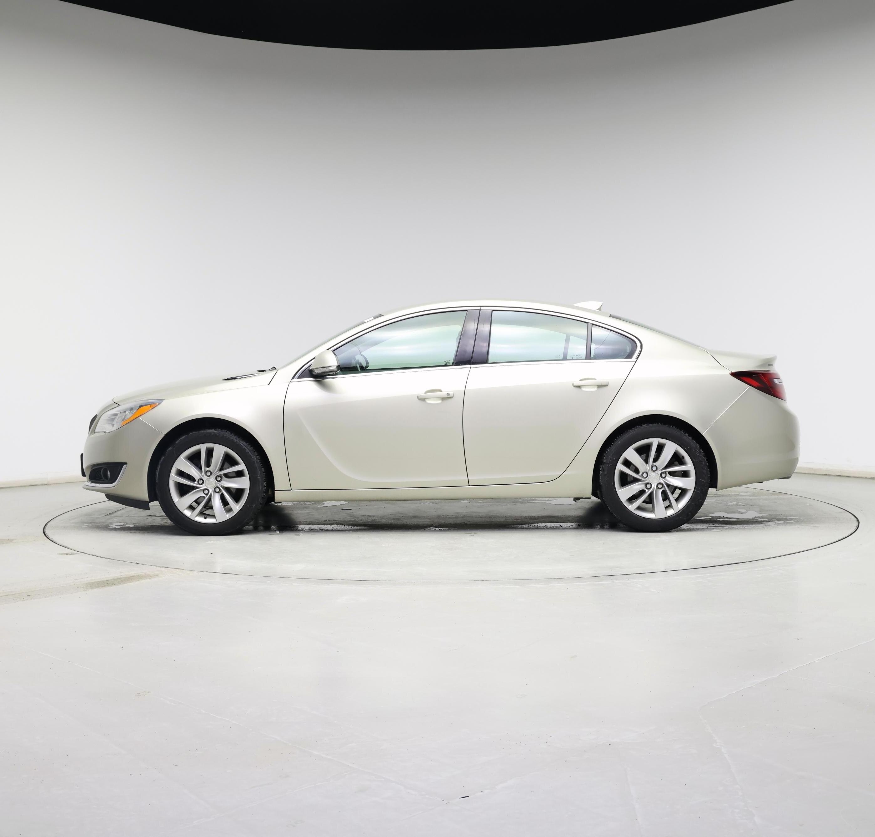 Thumbnail: 2016 Buick Regal - 3