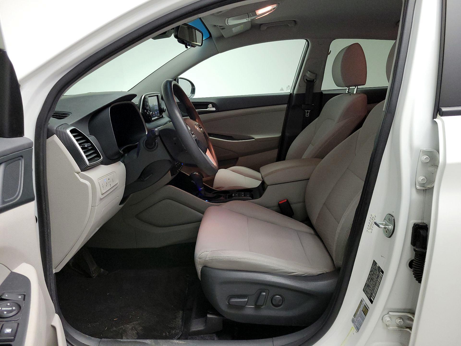 Thumbnail: 2020 Hyundai Tucson - 11