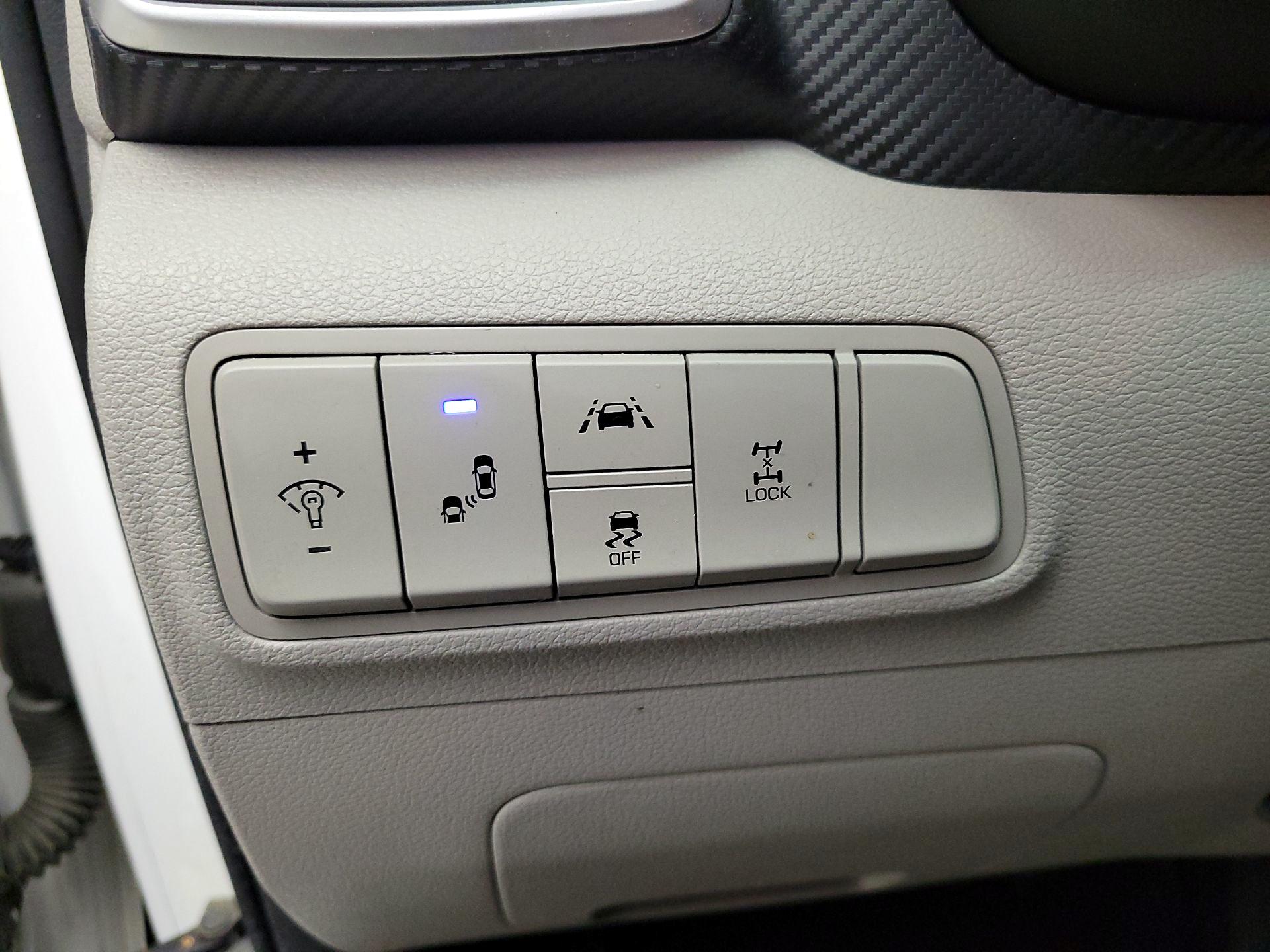 Thumbnail: 2020 Hyundai Tucson - 13