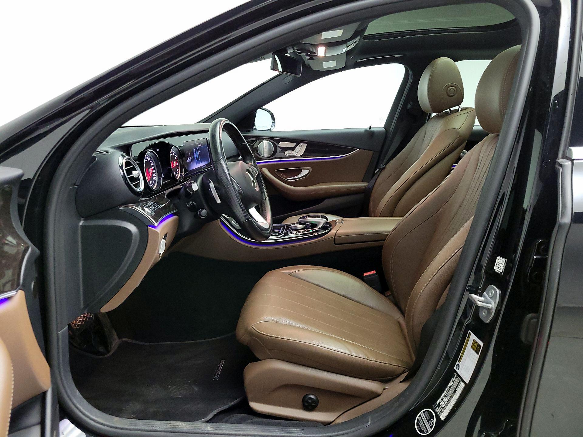 Thumbnail: 2018 Mercedes-Benz E-Class - 11