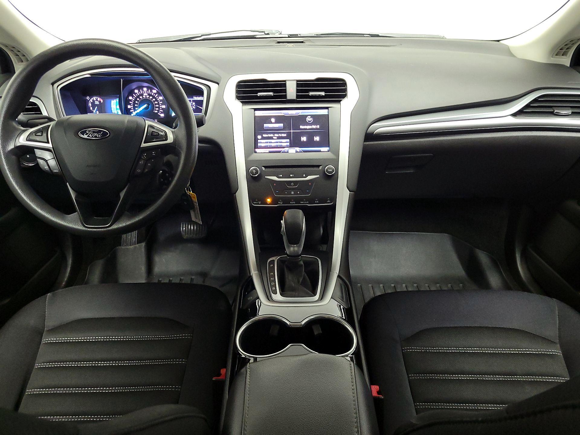 Thumbnail: 2015 Ford Fusion - 9