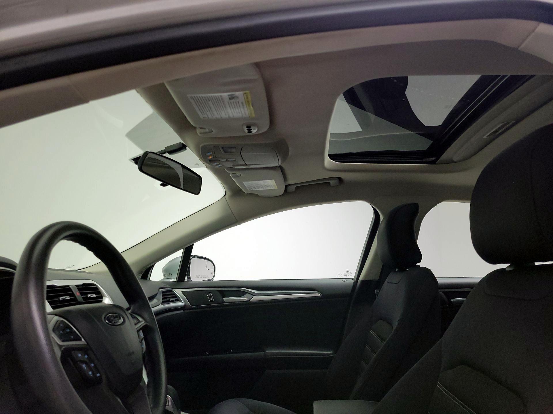 Thumbnail: 2015 Ford Fusion - 20