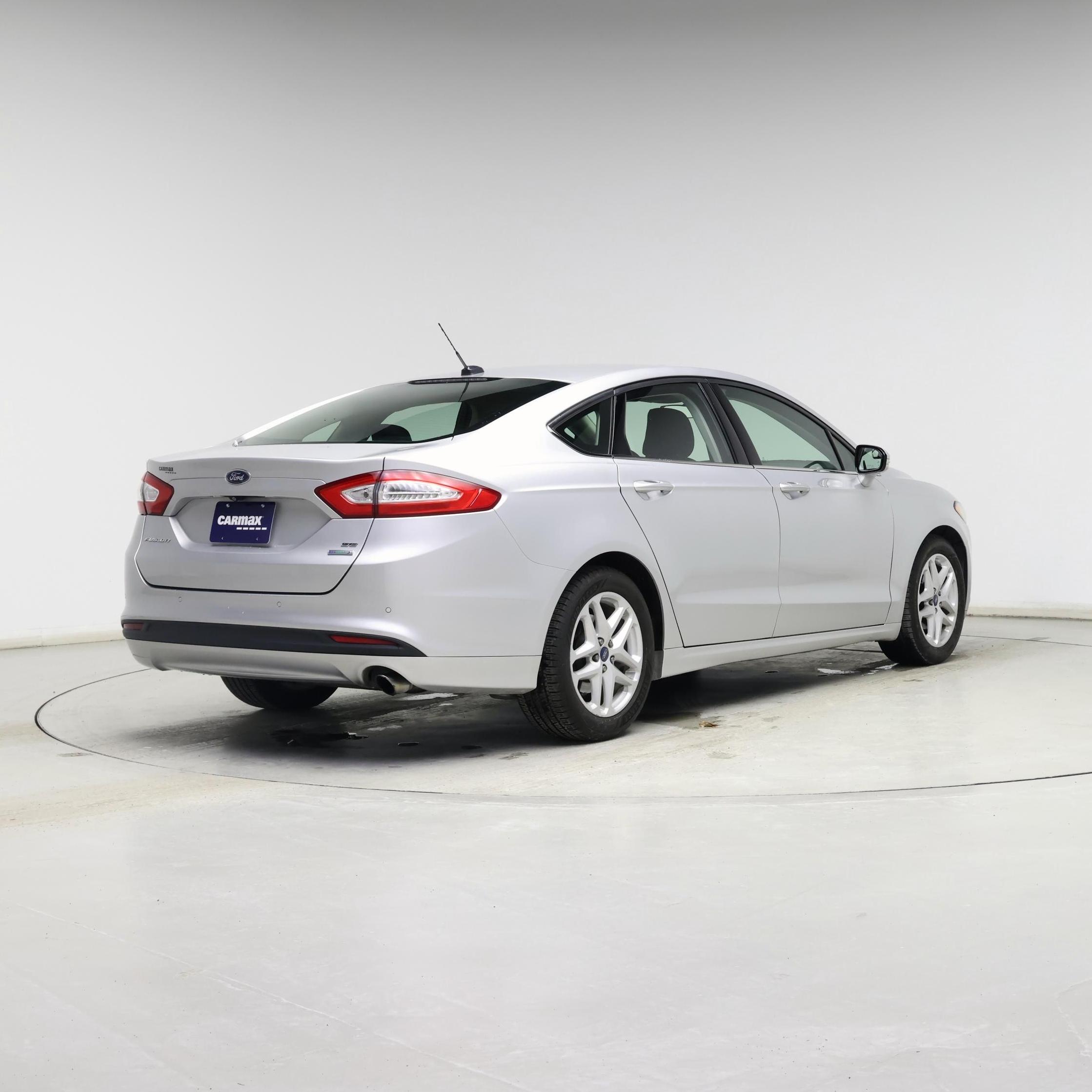 Thumbnail: 2015 Ford Fusion - 8