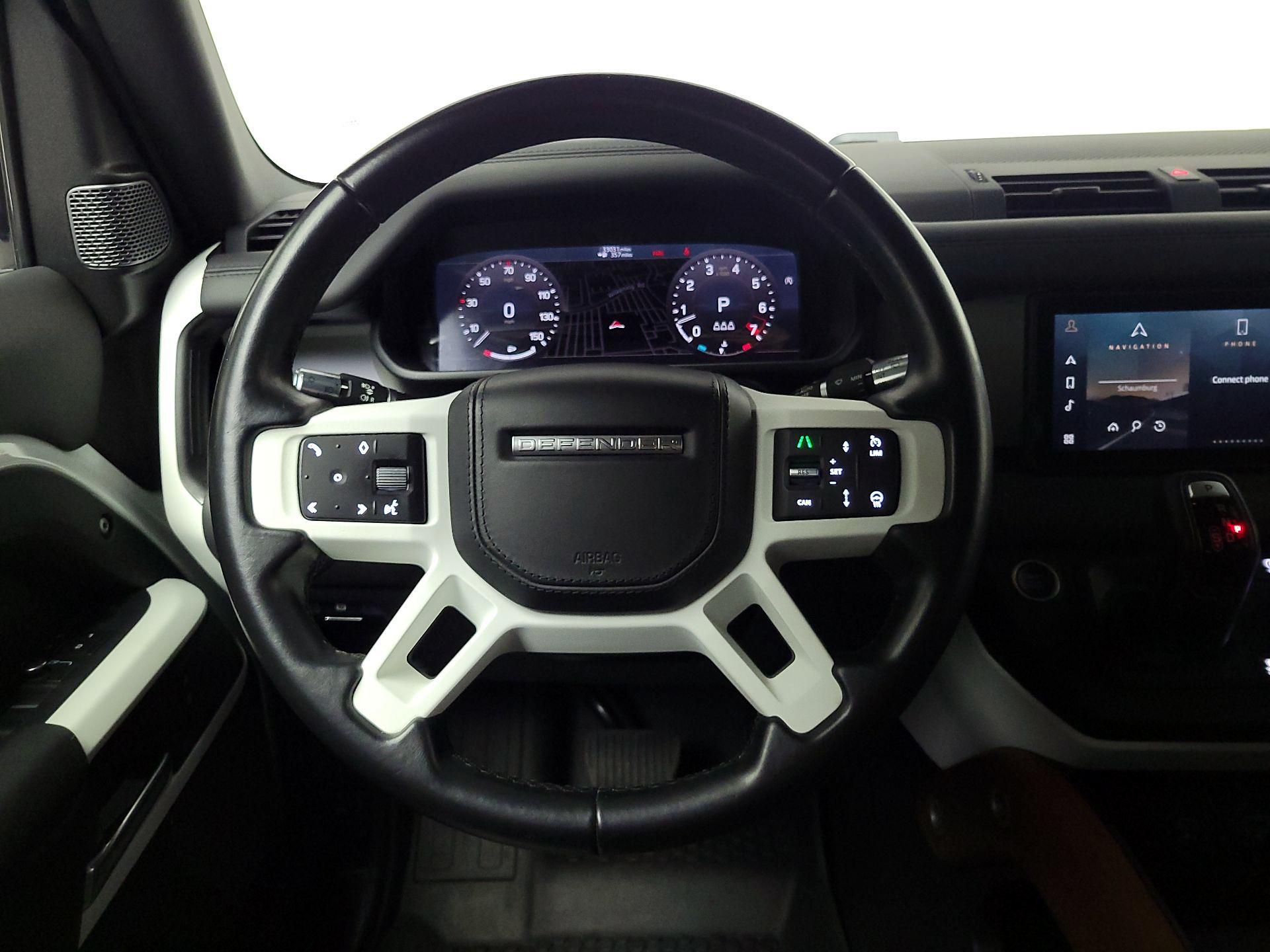 Thumbnail: 2022 Land Rover Defender - 10