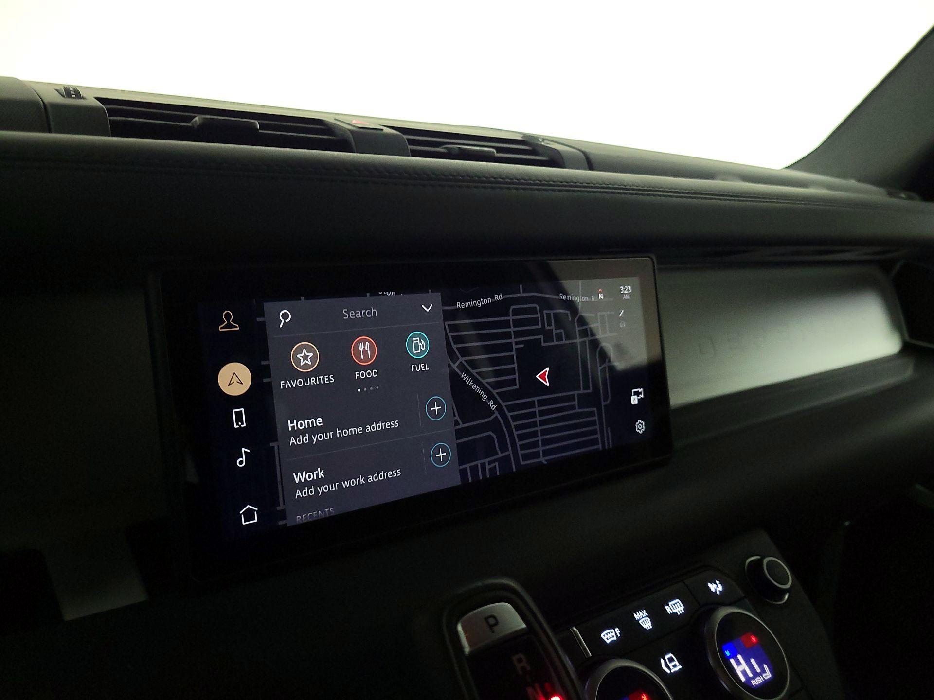 Thumbnail: 2022 Land Rover Defender - 14