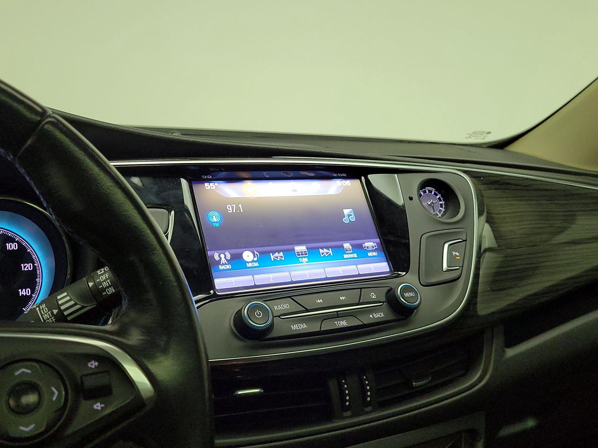 Thumbnail: 2017 Buick Envision - 16