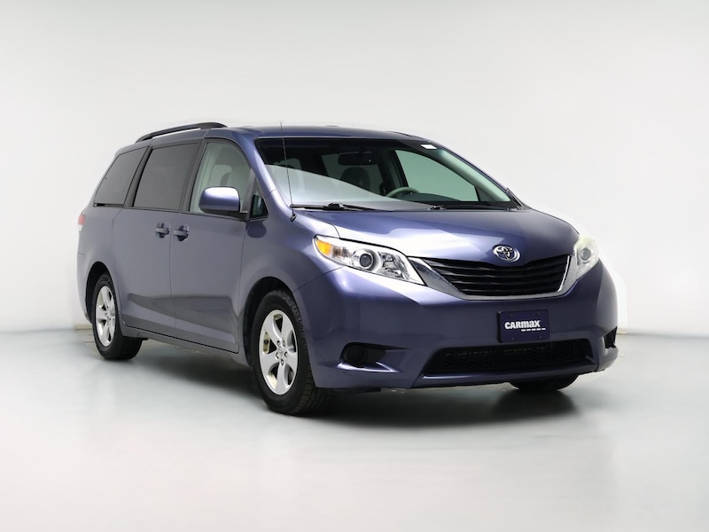 2014 Toyota Sienna LE -
                  Schaumburg, IL