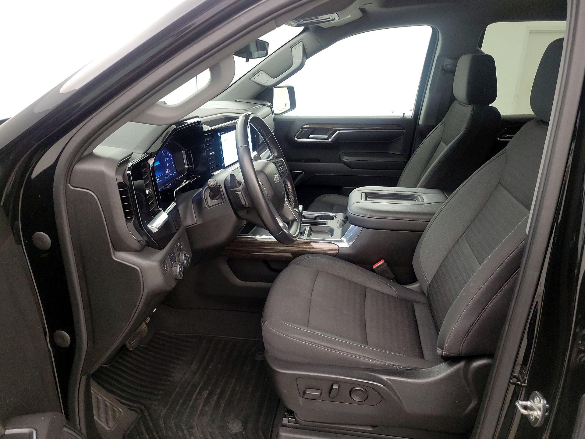 Thumbnail: 2022 Chevrolet Silverado 1500 - 11