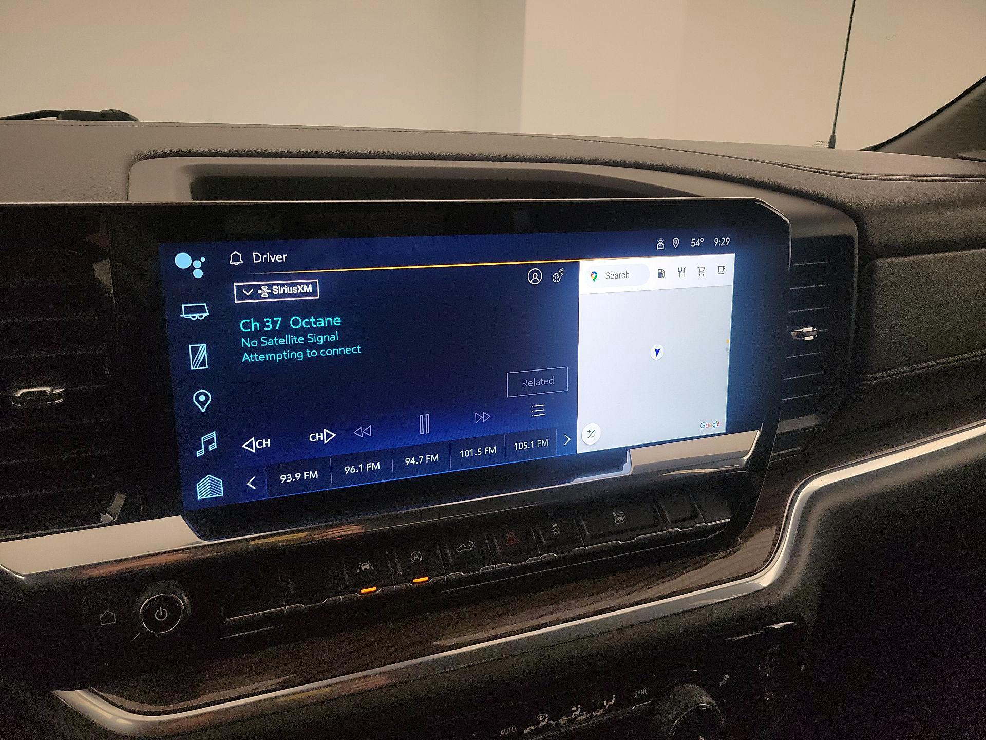 Thumbnail: 2022 Chevrolet Silverado 1500 - 16