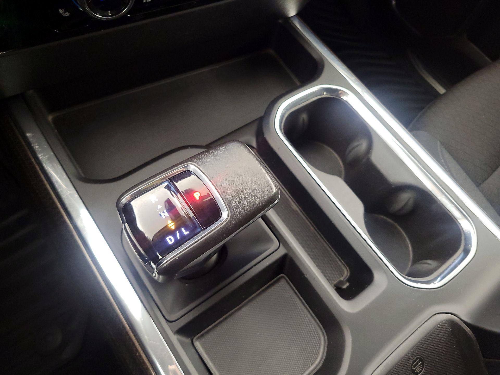 Thumbnail: 2022 Chevrolet Silverado 1500 - 18