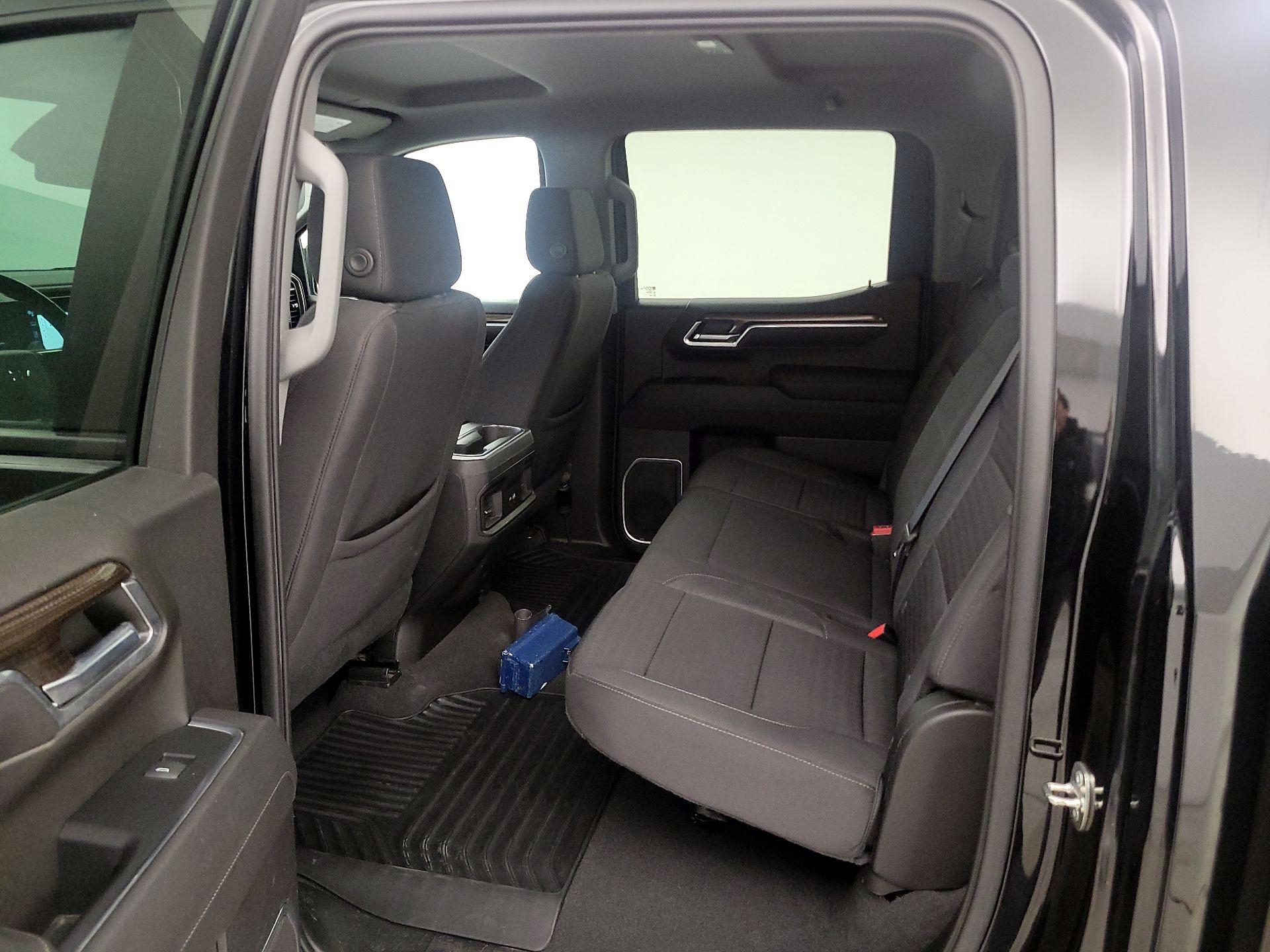 Thumbnail: 2022 Chevrolet Silverado 1500 - 20