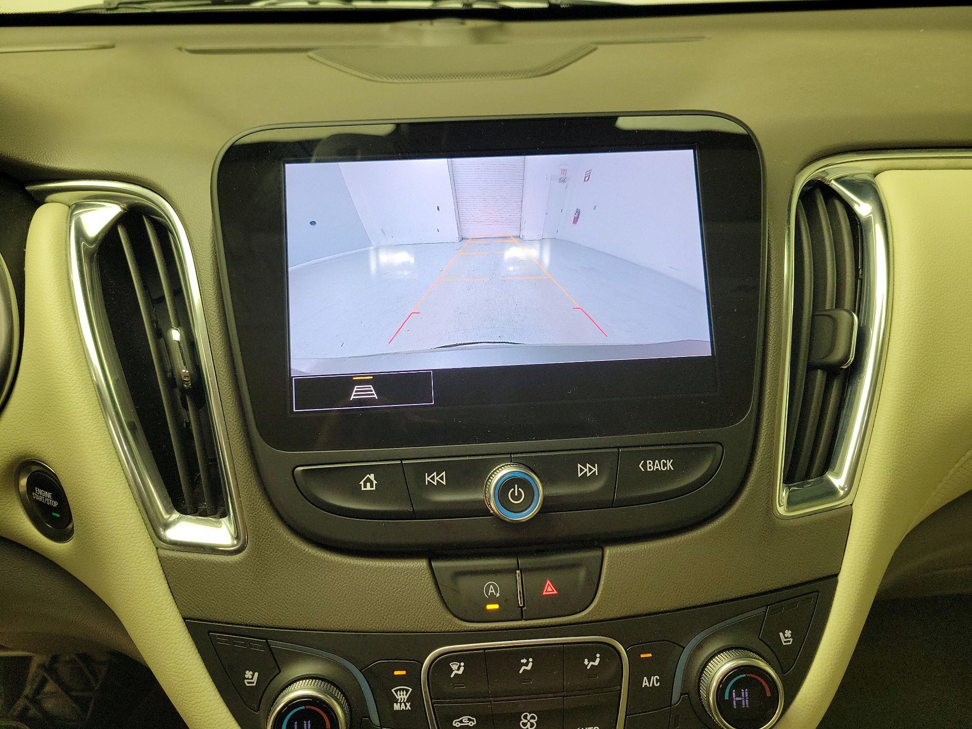 Thumbnail: 2024 Chevrolet Malibu - 15