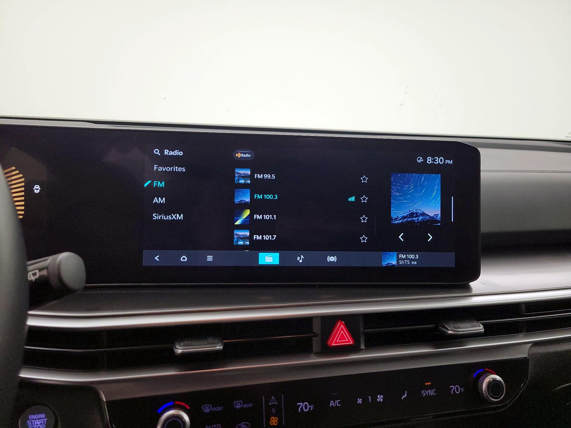 Thumbnail: 2024 Kia Sorento - 16