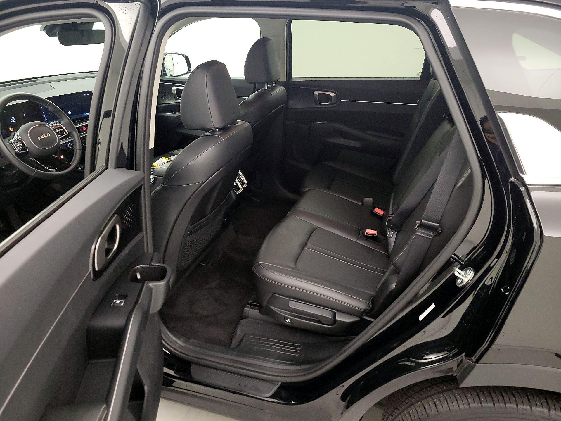 Thumbnail: 2024 Kia Sorento - 20