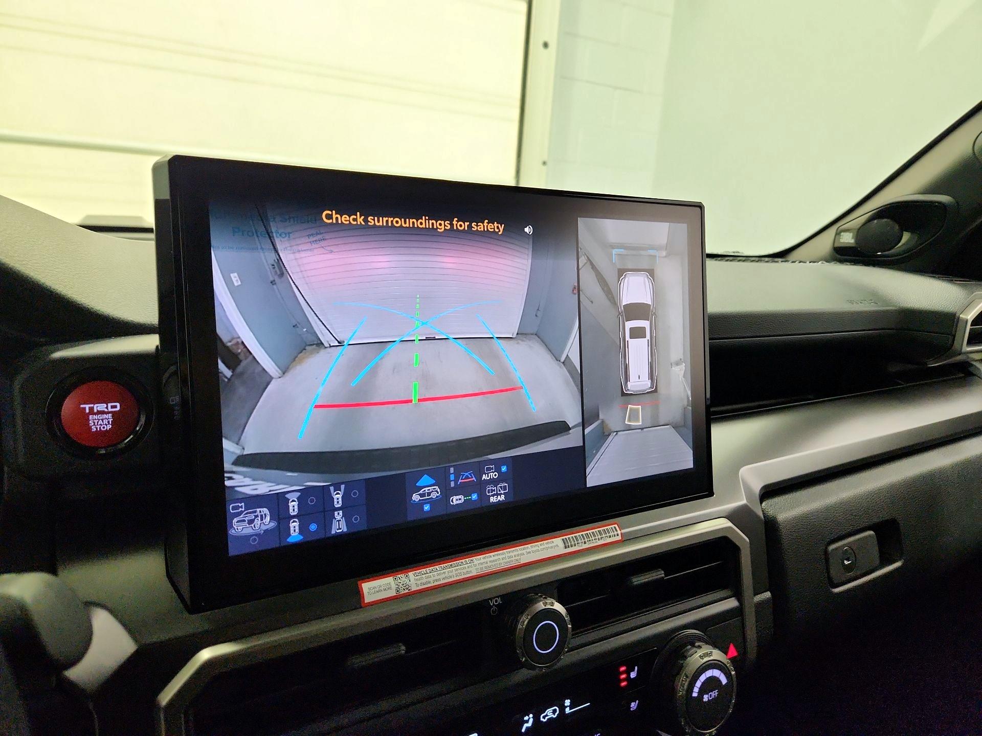 Thumbnail: 2025 Toyota 4Runner - 15