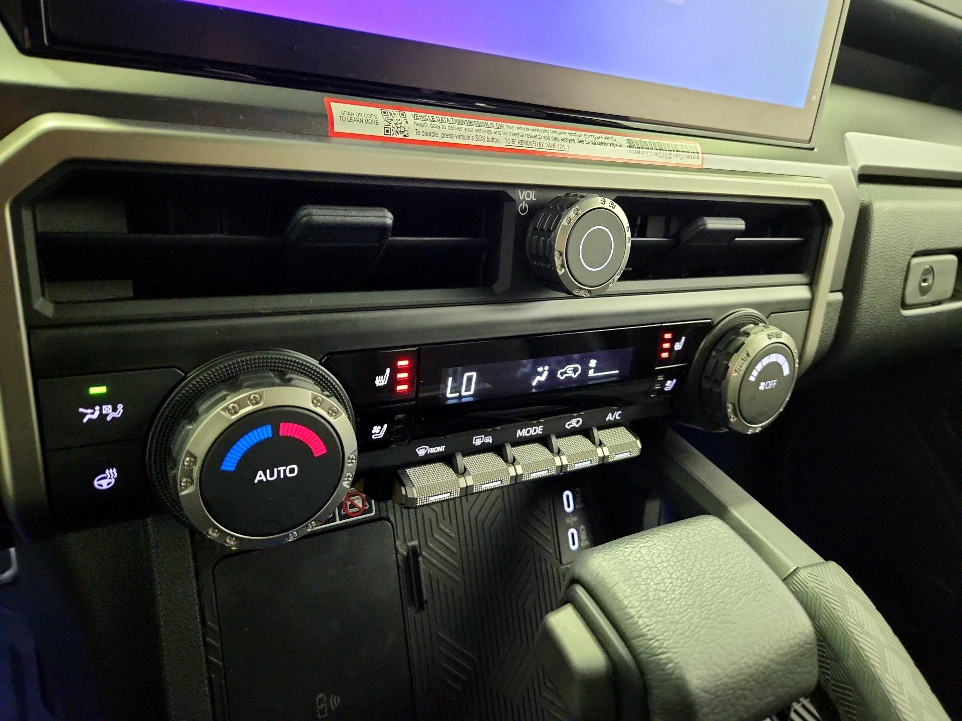 Thumbnail: 2025 Toyota 4Runner - 17