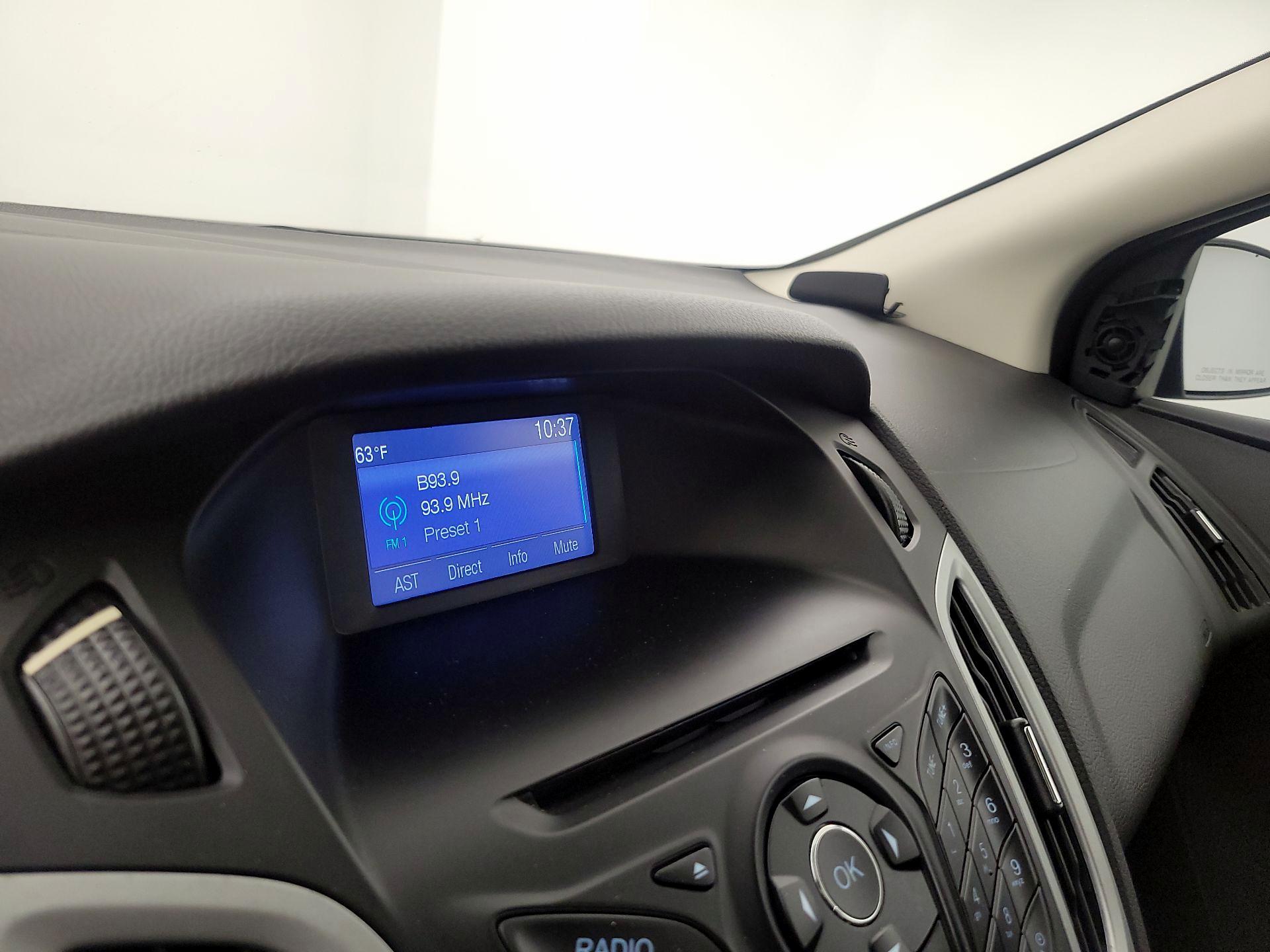 Thumbnail: 2014 Ford Focus - 14