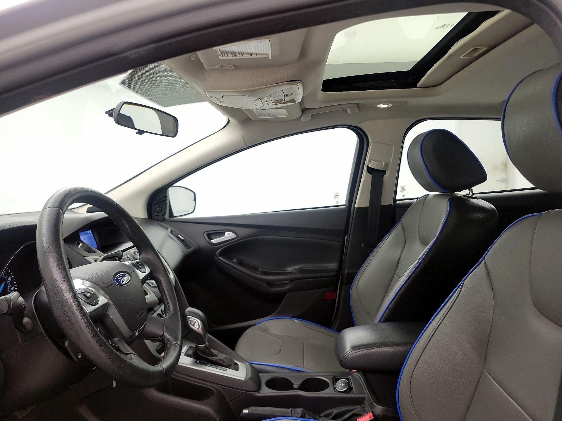 Thumbnail: 2014 Ford Focus - 18