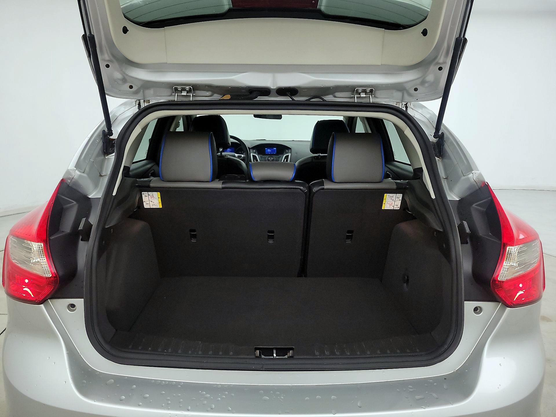 Thumbnail: 2014 Ford Focus - 20