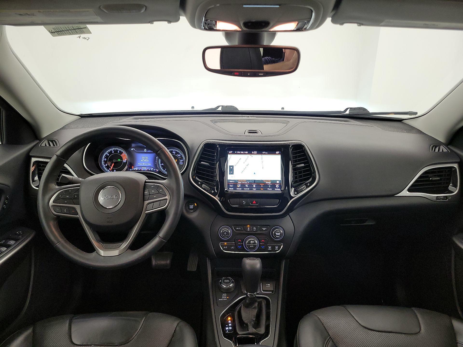 Thumbnail: 2019 Jeep Cherokee - 9