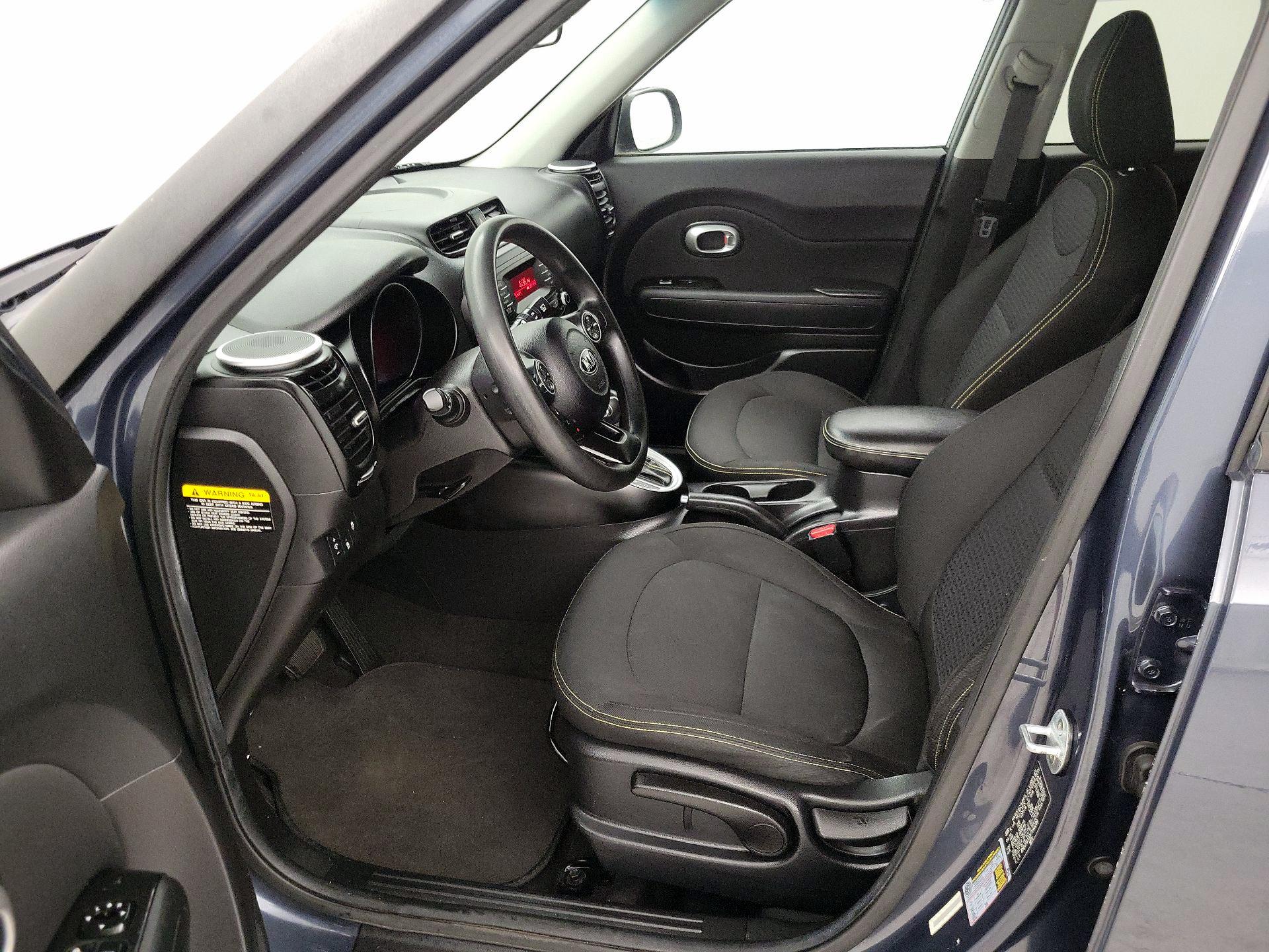 Thumbnail: 2015 Kia Soul - 11