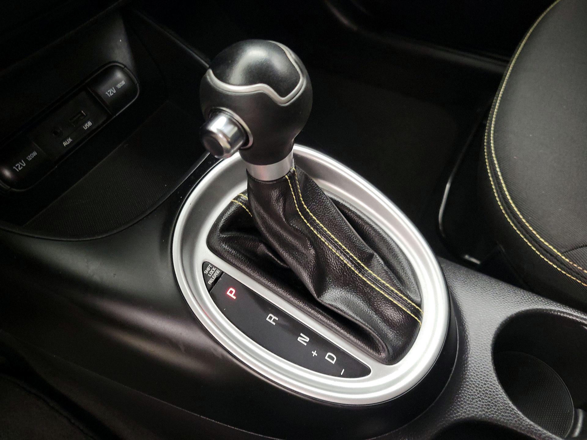 Thumbnail: 2015 Kia Soul - 16