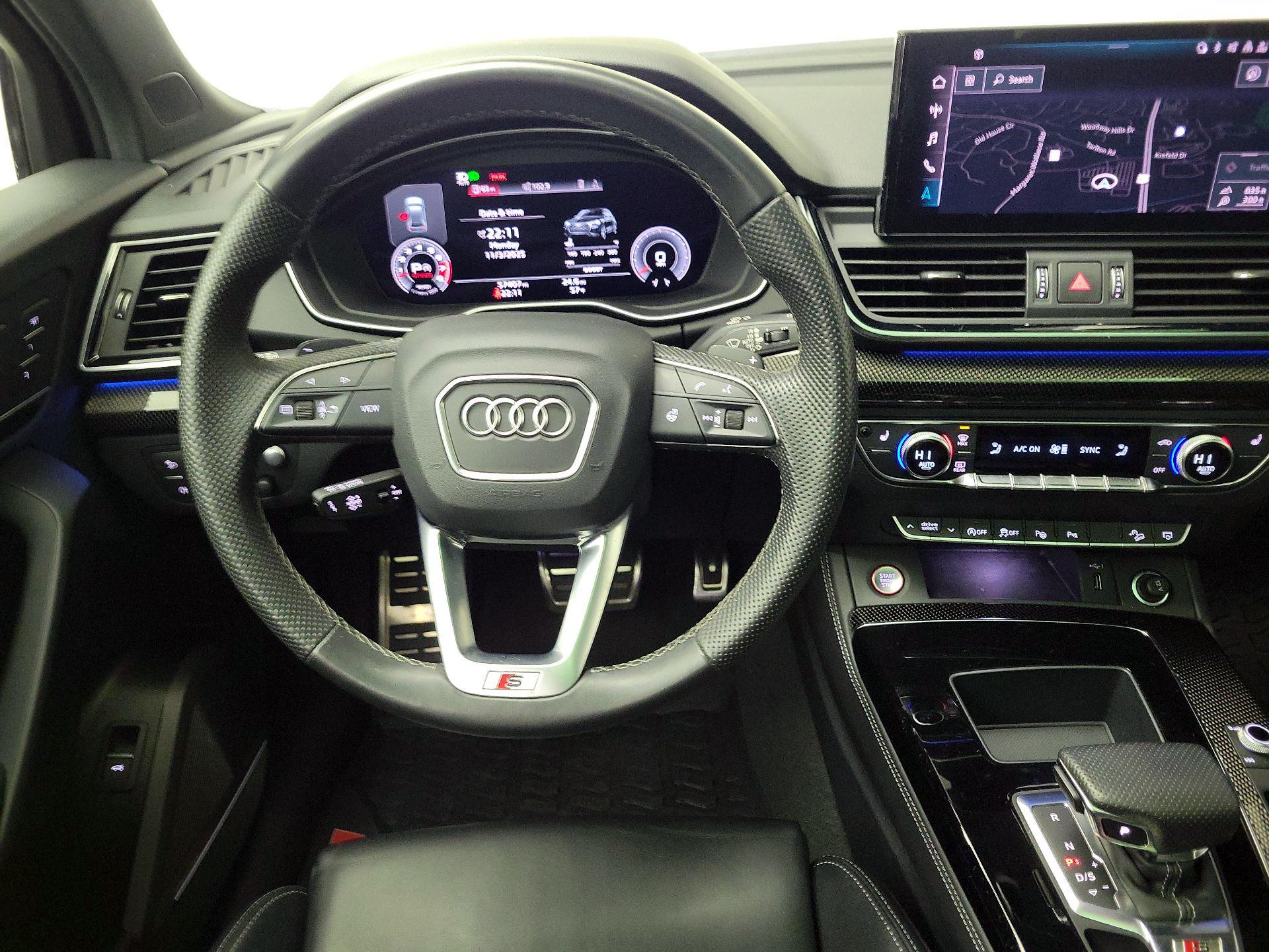 Thumbnail: 2023 Audi SQ5 - 10