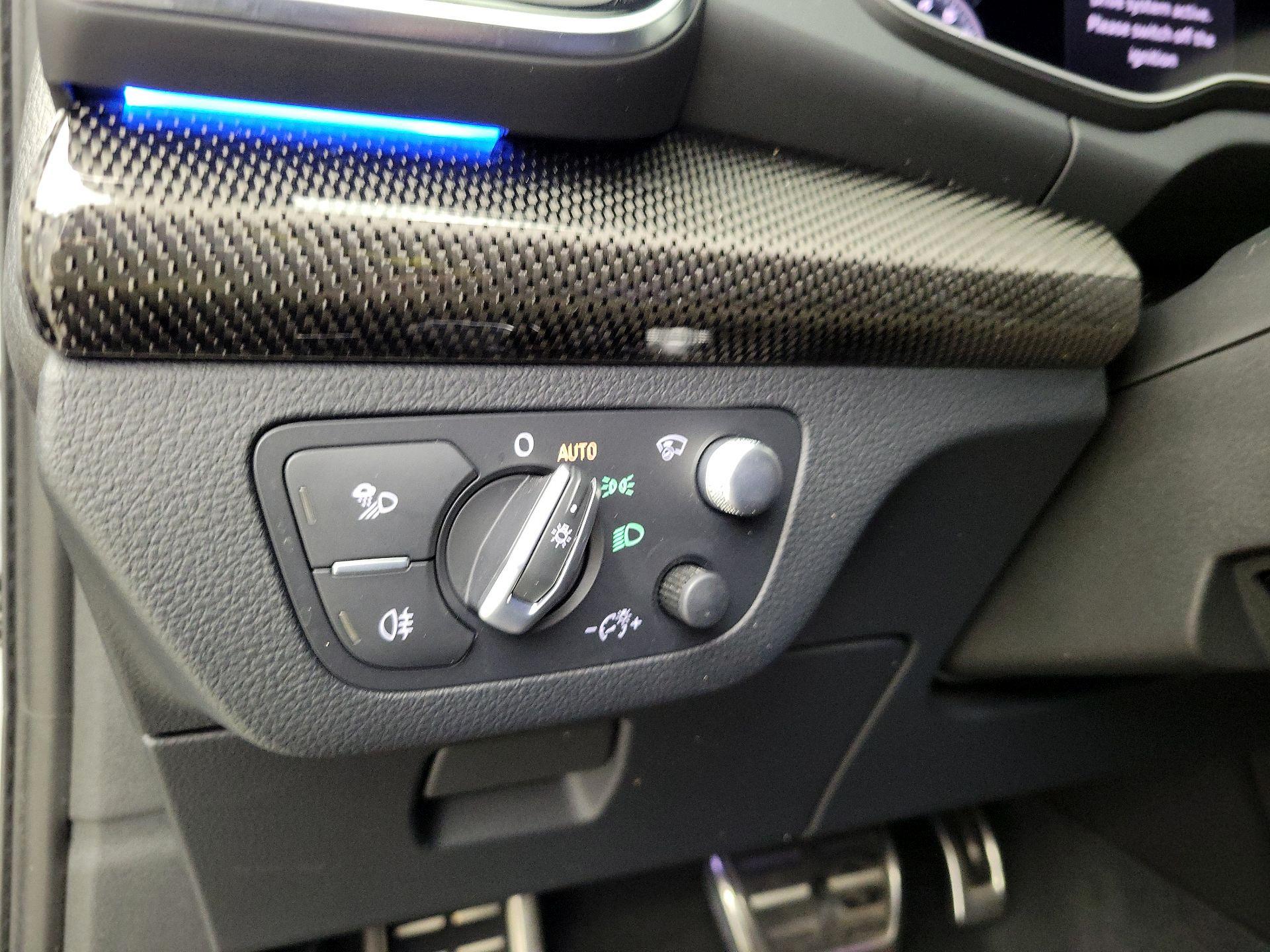 Thumbnail: 2023 Audi SQ5 - 13