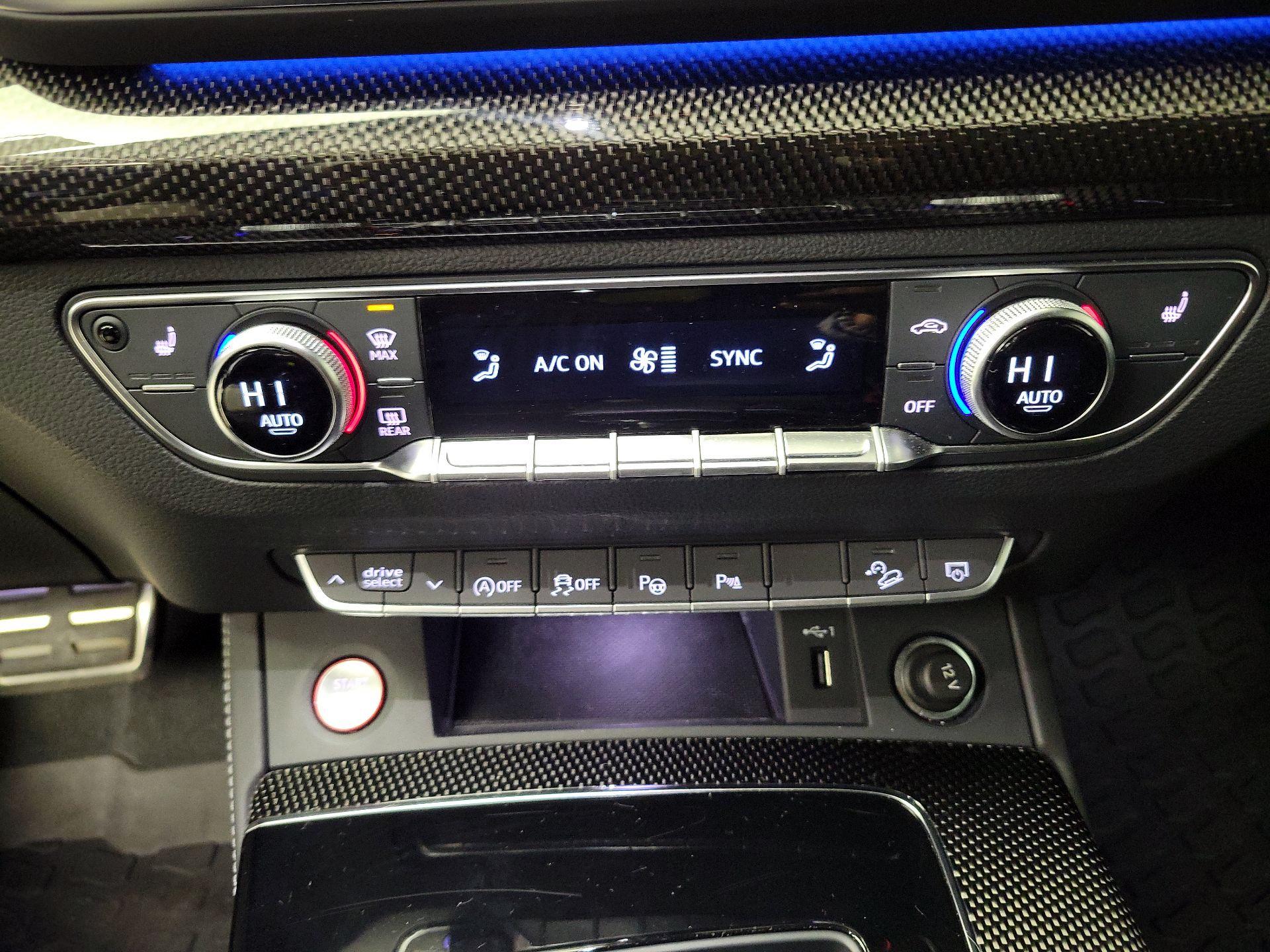 Thumbnail: 2023 Audi SQ5 - 17