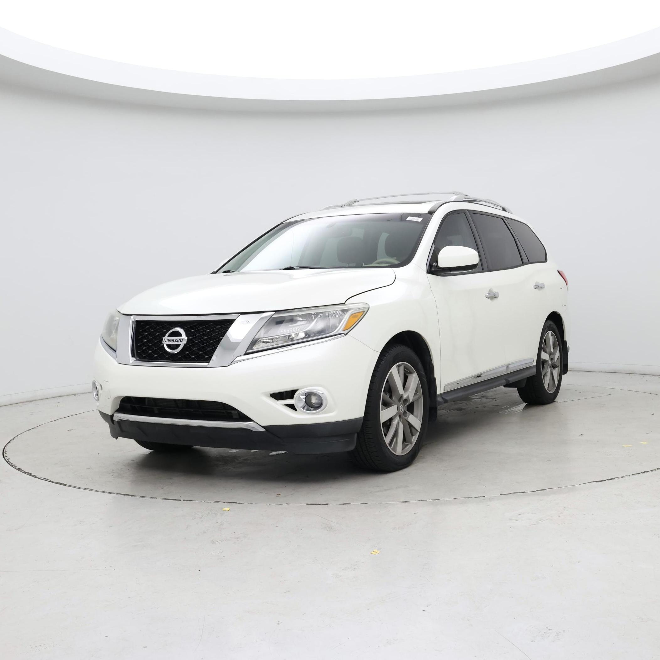 Thumbnail: 2015 Nissan Pathfinder - 4