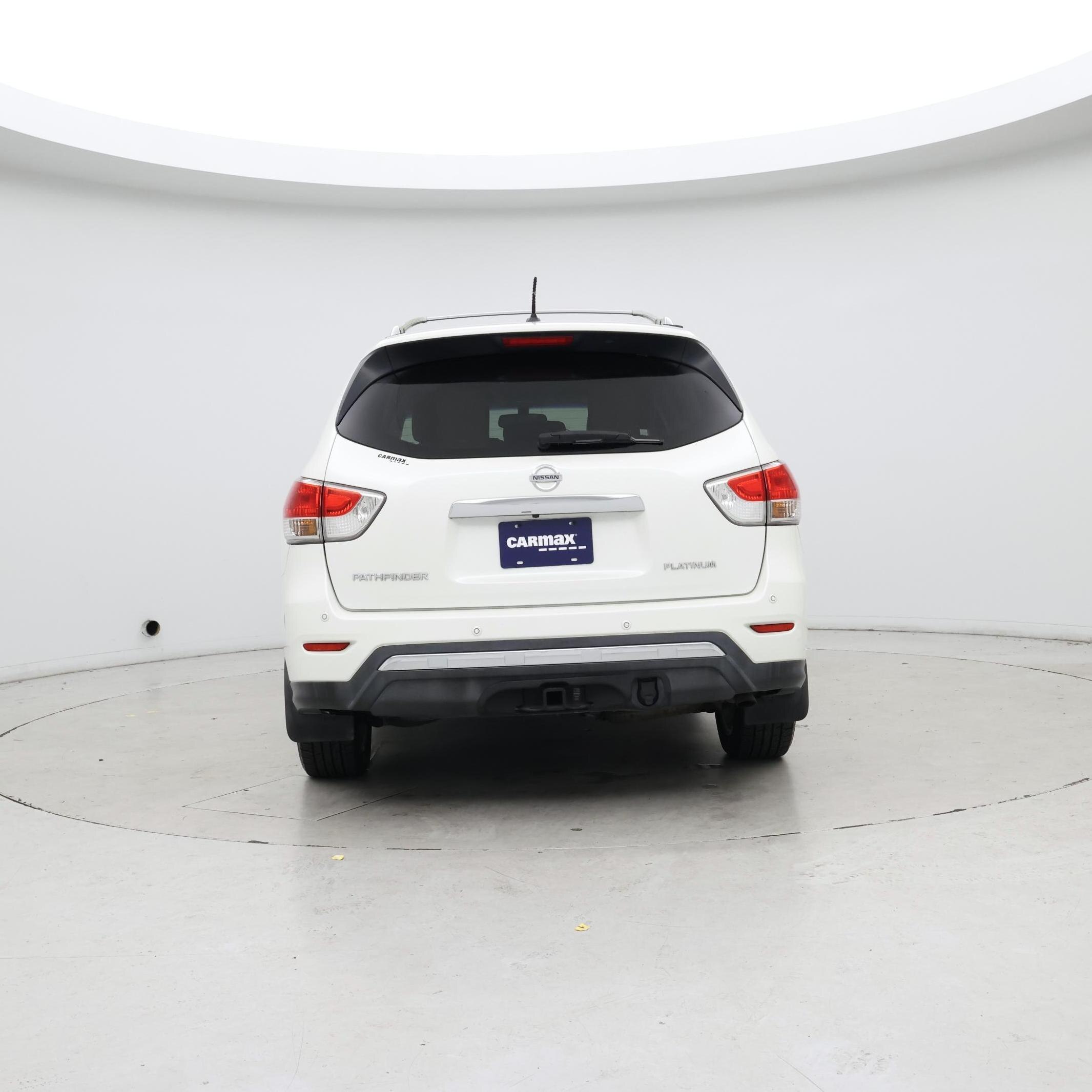 Thumbnail: 2015 Nissan Pathfinder - 6