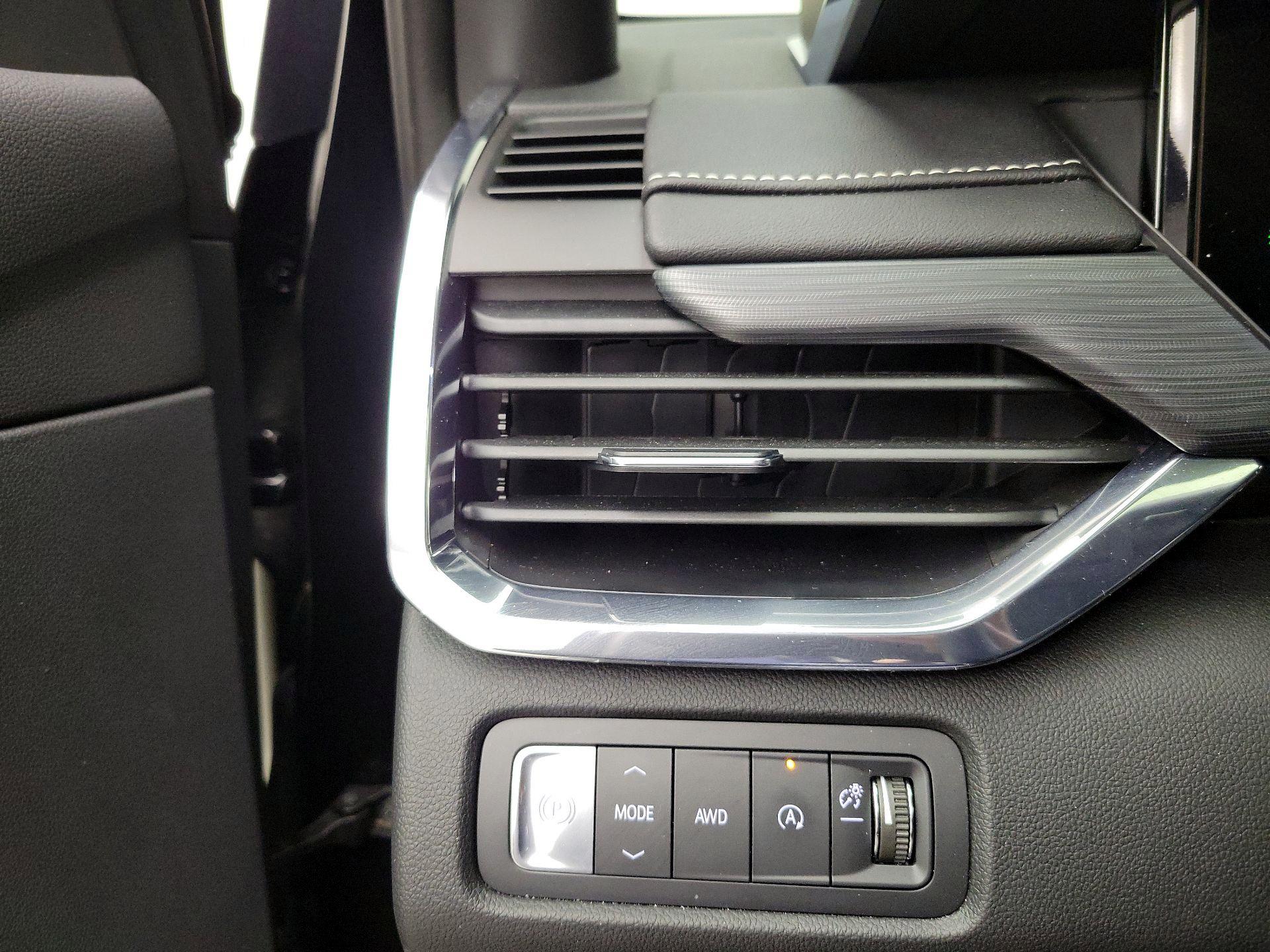 Thumbnail: 2024 GMC Acadia - 13