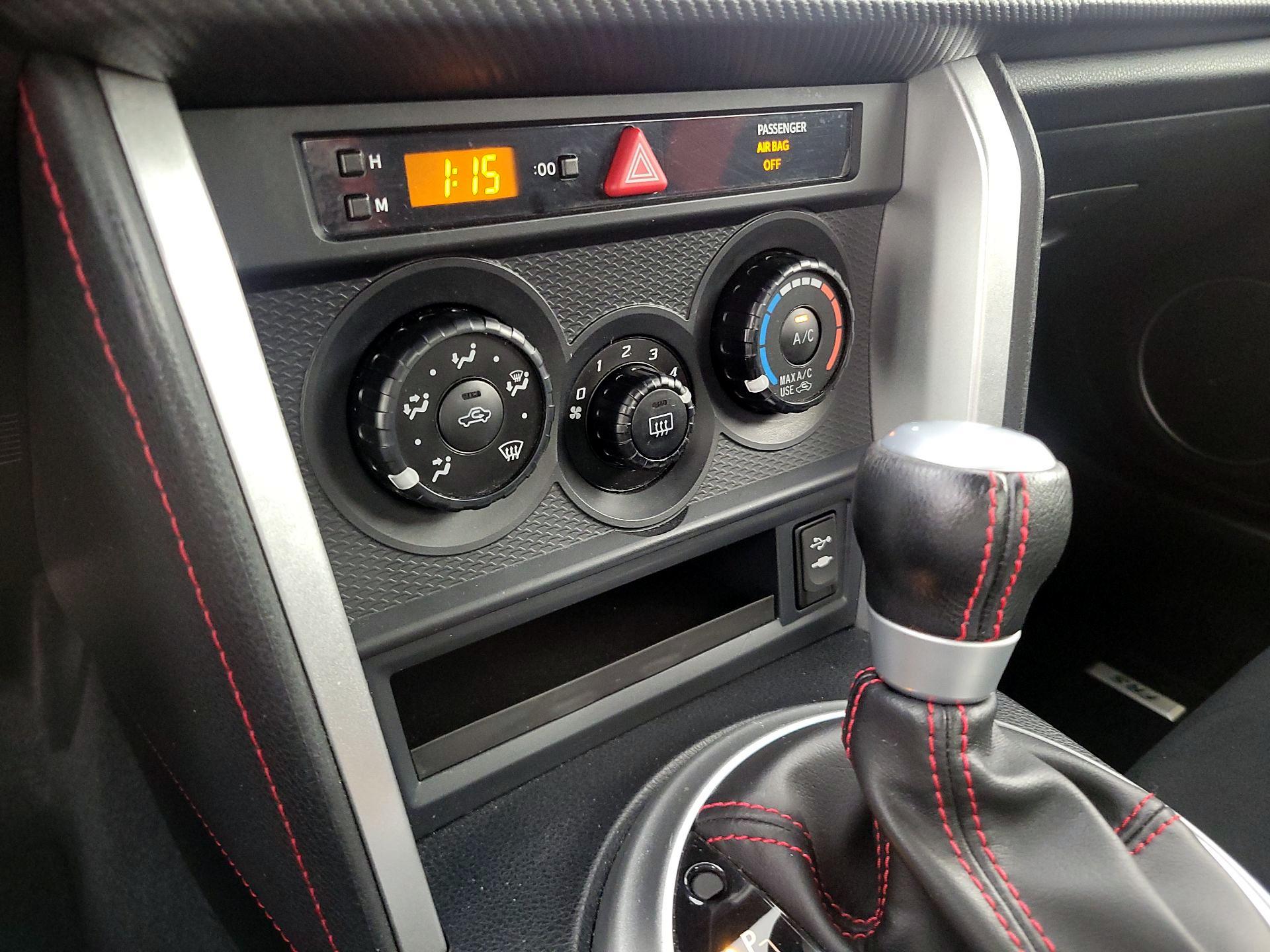 Thumbnail: 2016 Scion FR-S - 16