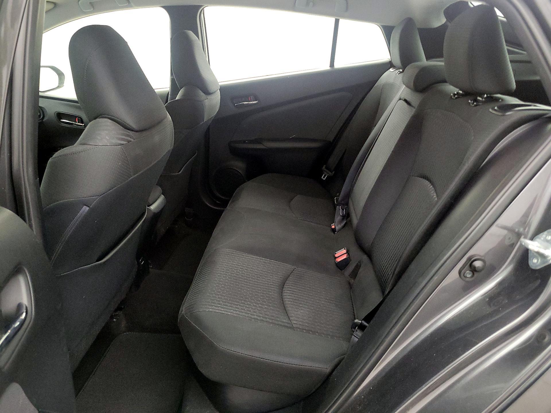 Thumbnail: 2016 Toyota Prius - 19