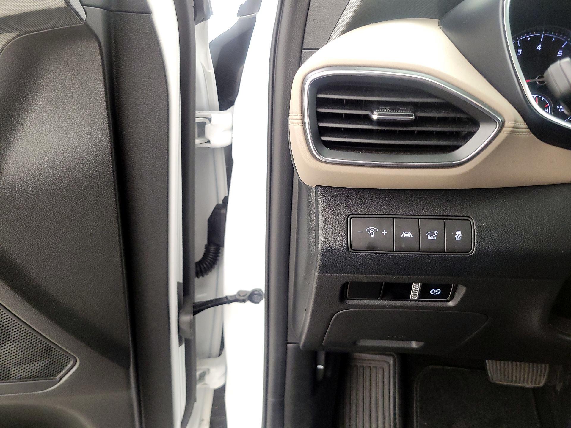 Thumbnail: 2023 Hyundai Santa Fe - 13