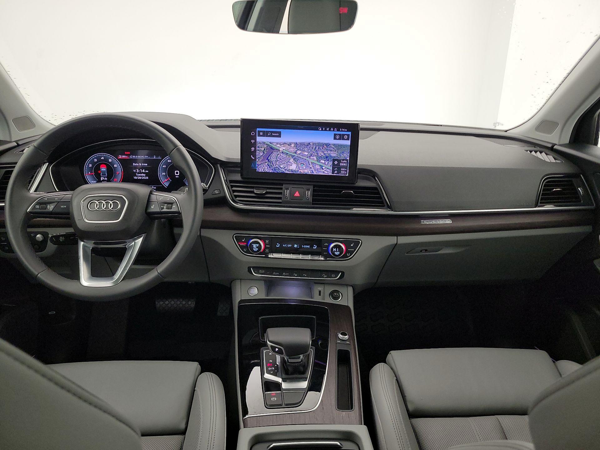 Thumbnail: 2024 Audi Q5 - 9