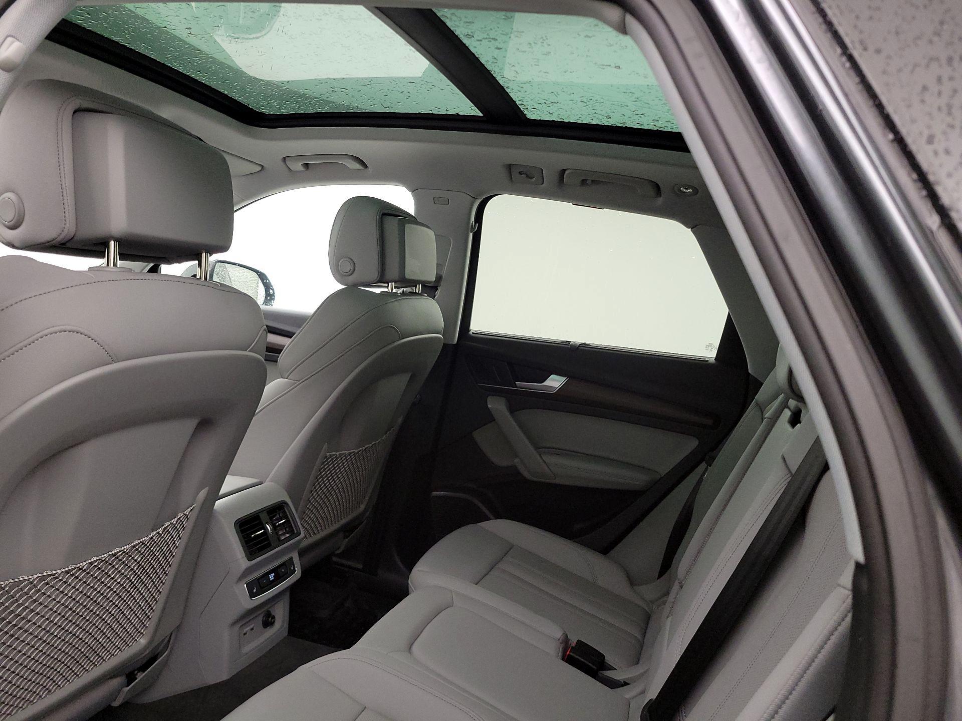 Thumbnail: 2024 Audi Q5 - 20