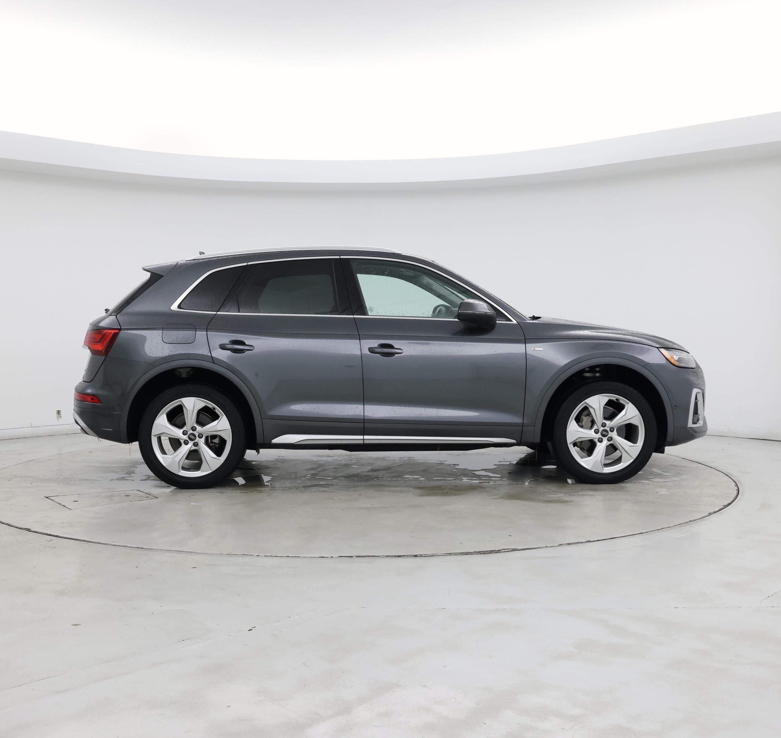Thumbnail: 2024 Audi Q5 - 7